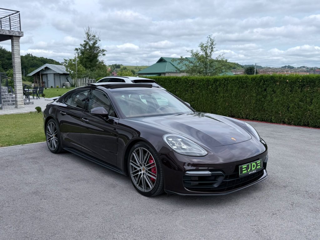 Porsche Panamera GTS